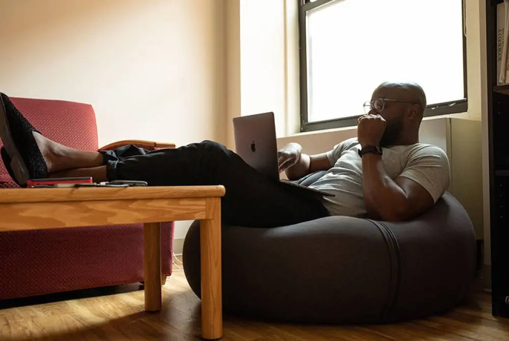 How to Spot a Loan Scammer Quickly in South Africa